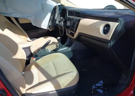 2019 Toyota Corolla Le z USA, uszkodzony, nr VIN 2T1BURHE0KC222824